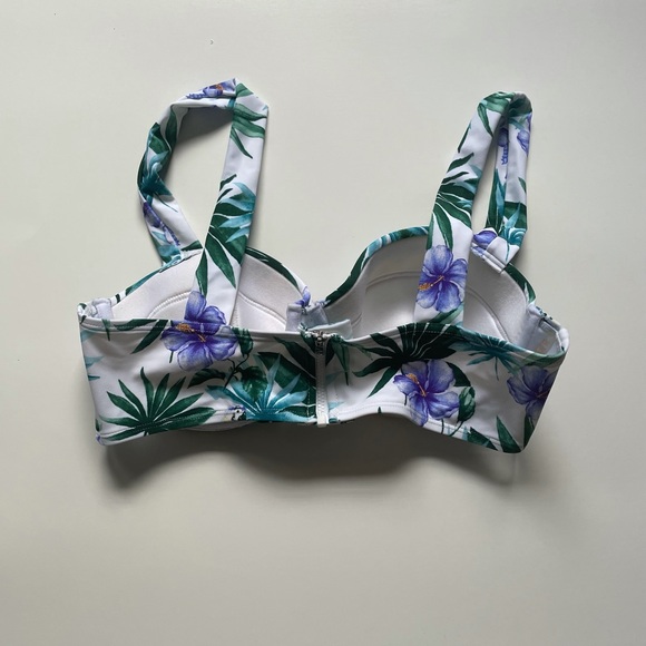 🆕Two piece Tropical swimsuit, top L, bottom XL - Picture 6 of 15
